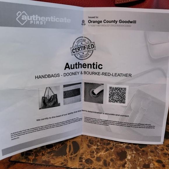 Dooney & Bourke large red tote - Picture 14 of 15